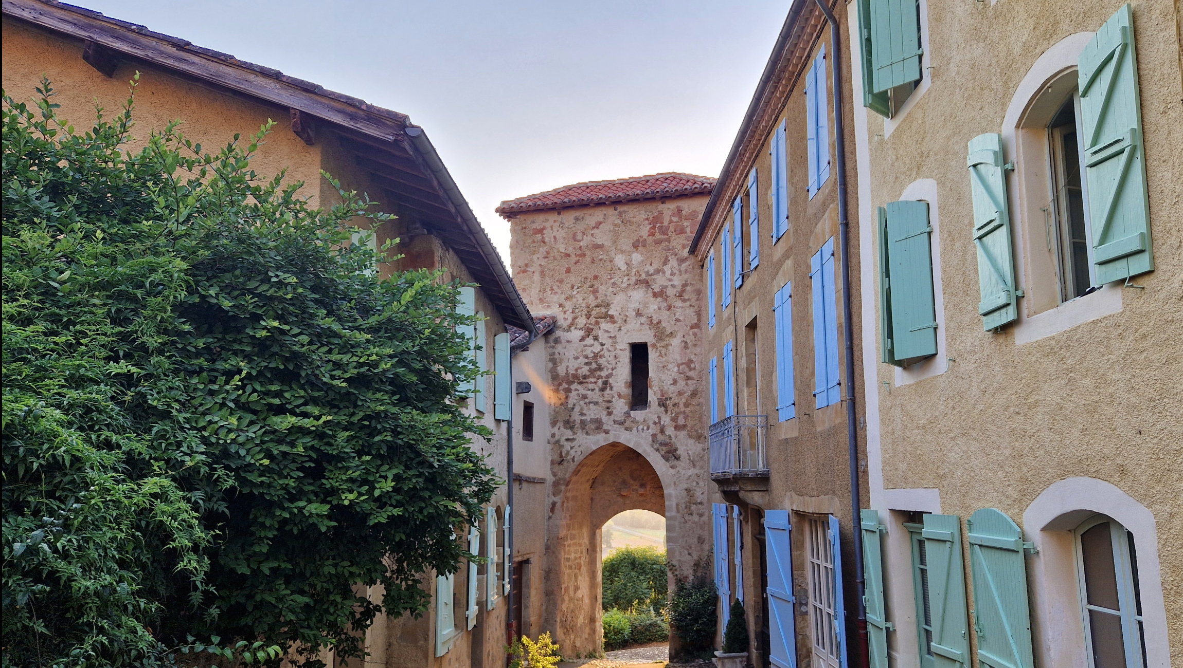 Tour porte Montesquiou